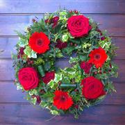 Loose Wreath - Modern Red