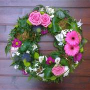 Loose Wreath - Modern Pink