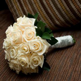 fwthumb02lisarichard.jpg